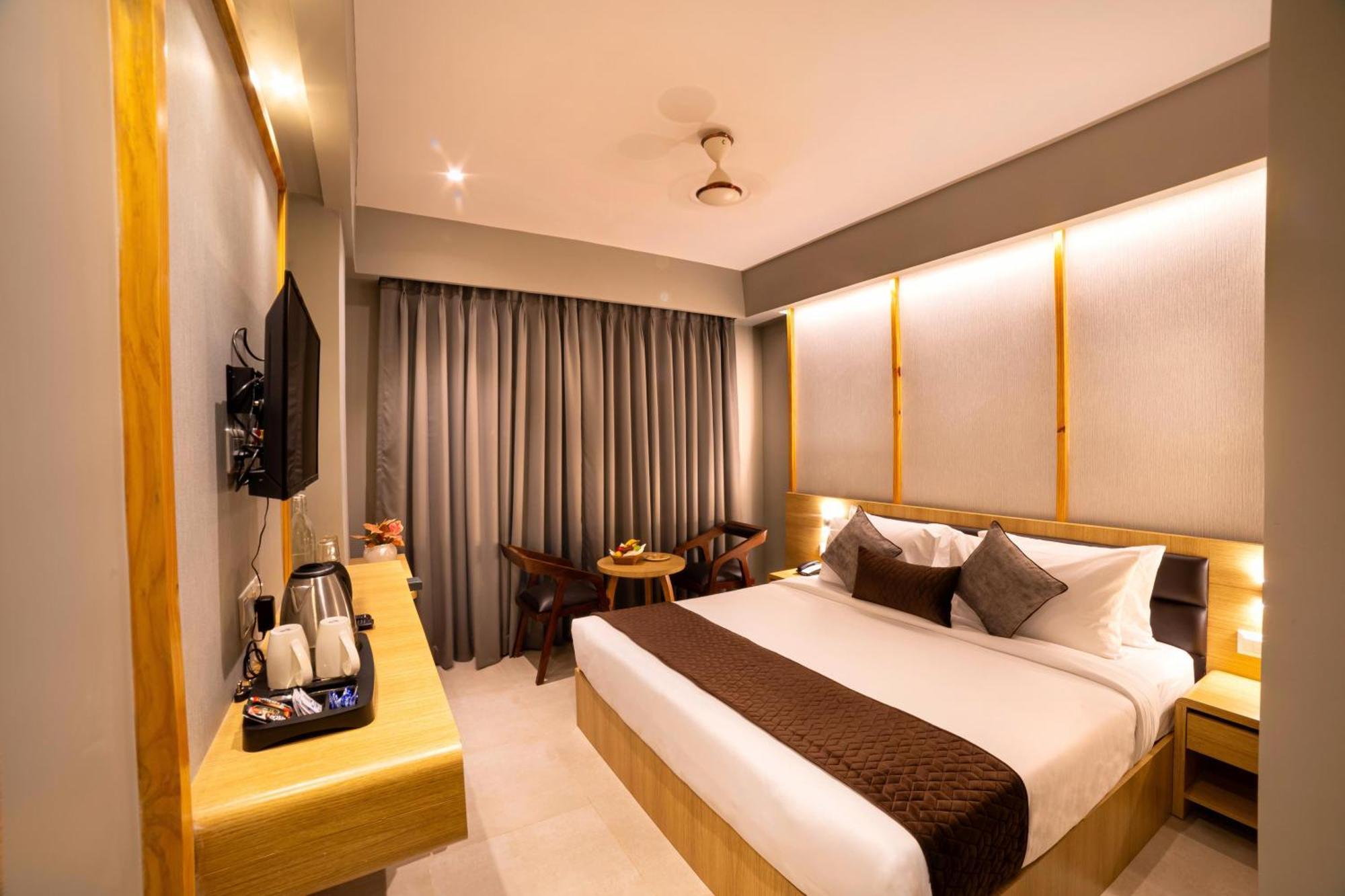 Northin Hotel Kolkata Exterior photo