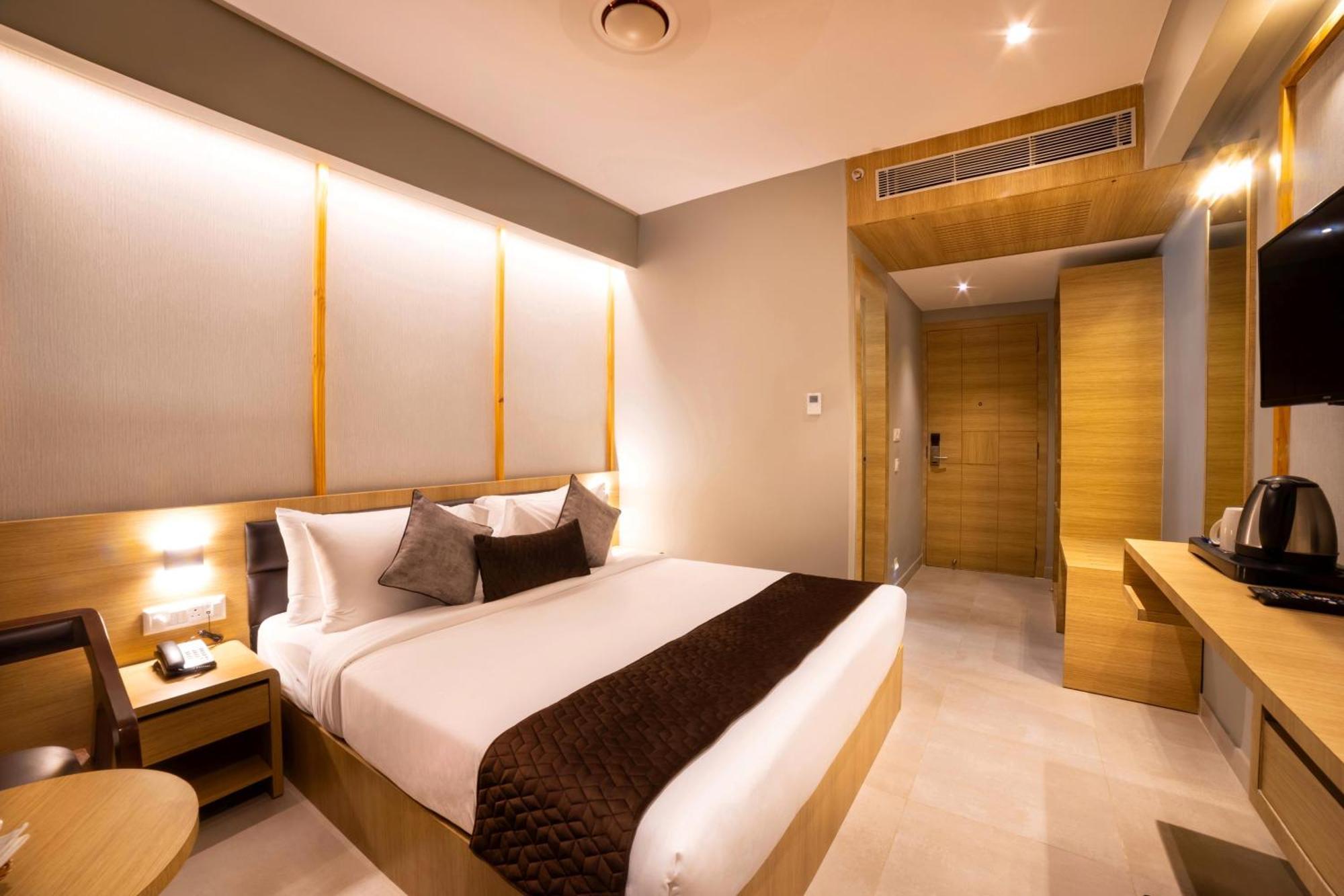 Northin Hotel Kolkata Exterior photo