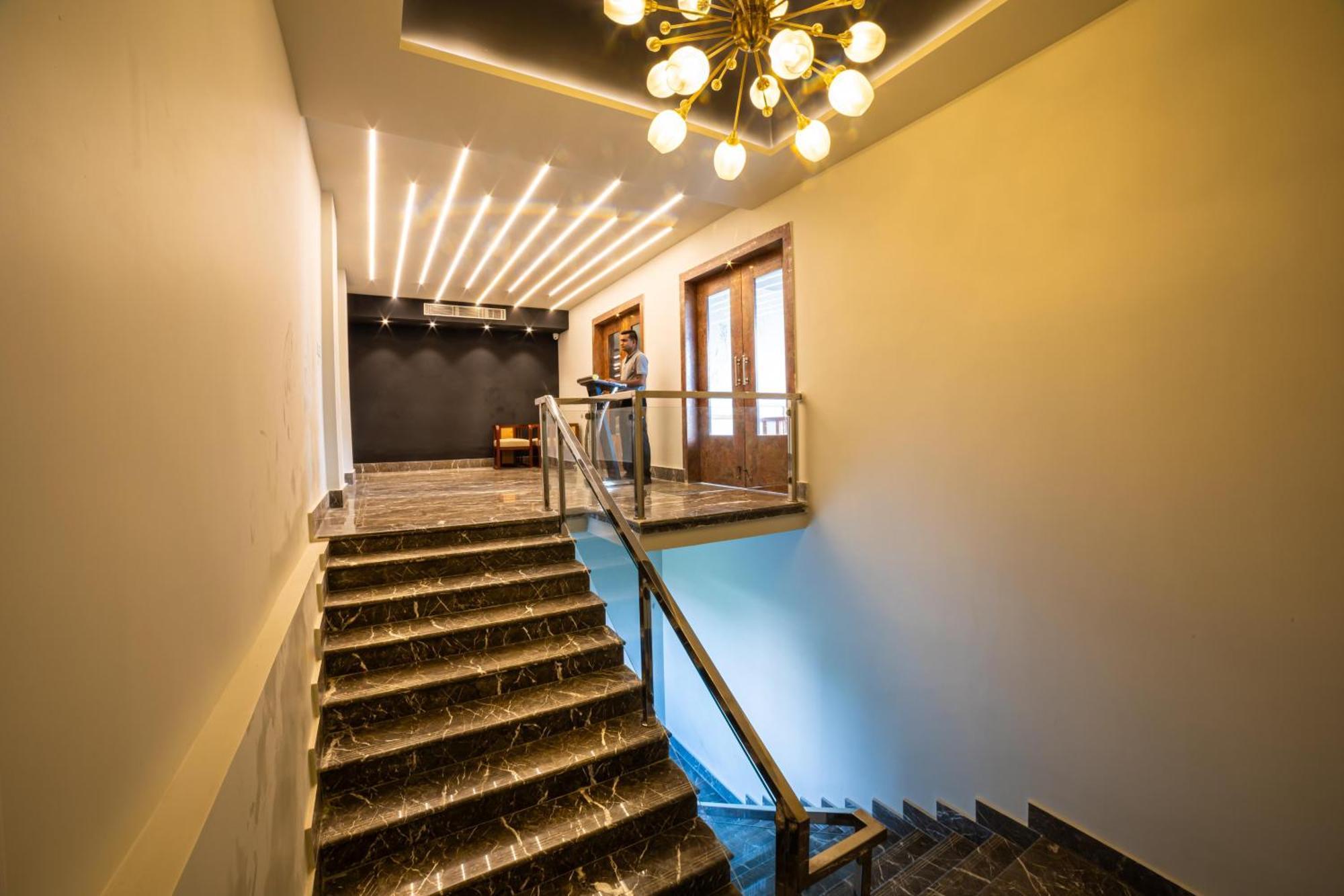 Northin Hotel Kolkata Exterior photo