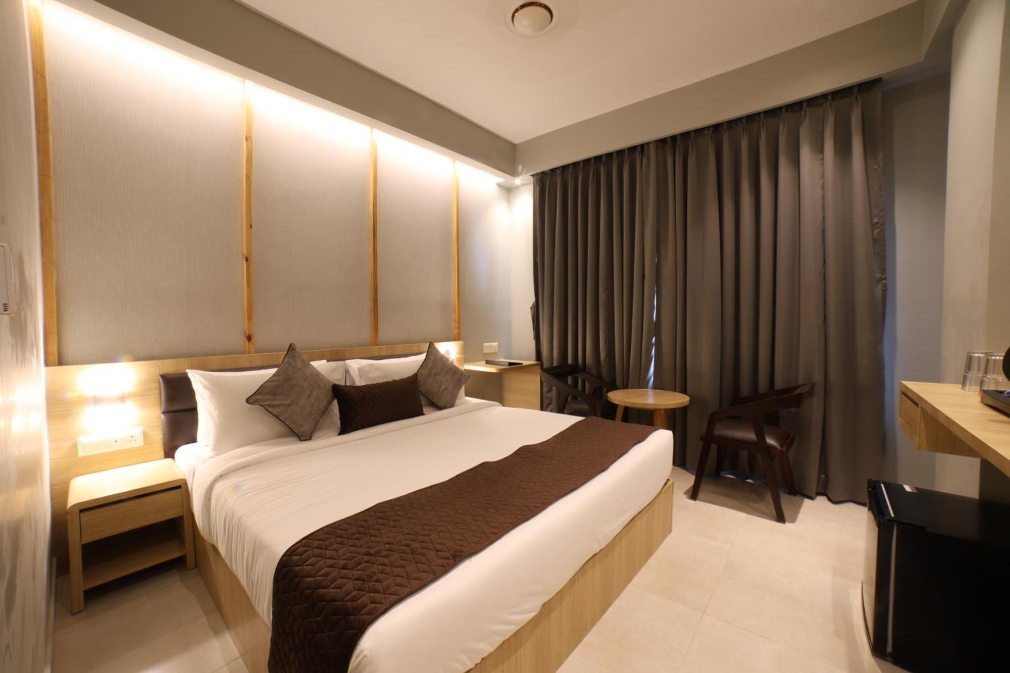 Northin Hotel Kolkata Exterior photo