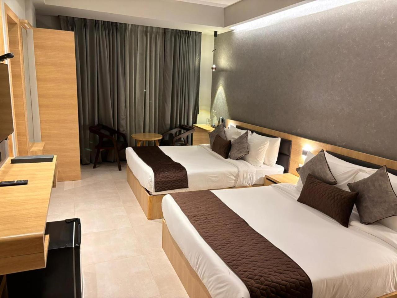 Northin Hotel Kolkata Exterior photo