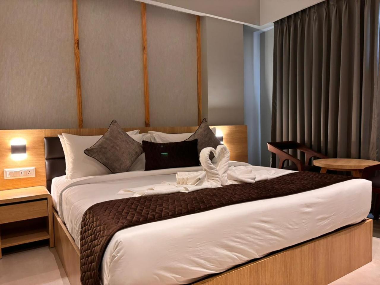 Northin Hotel Kolkata Exterior photo