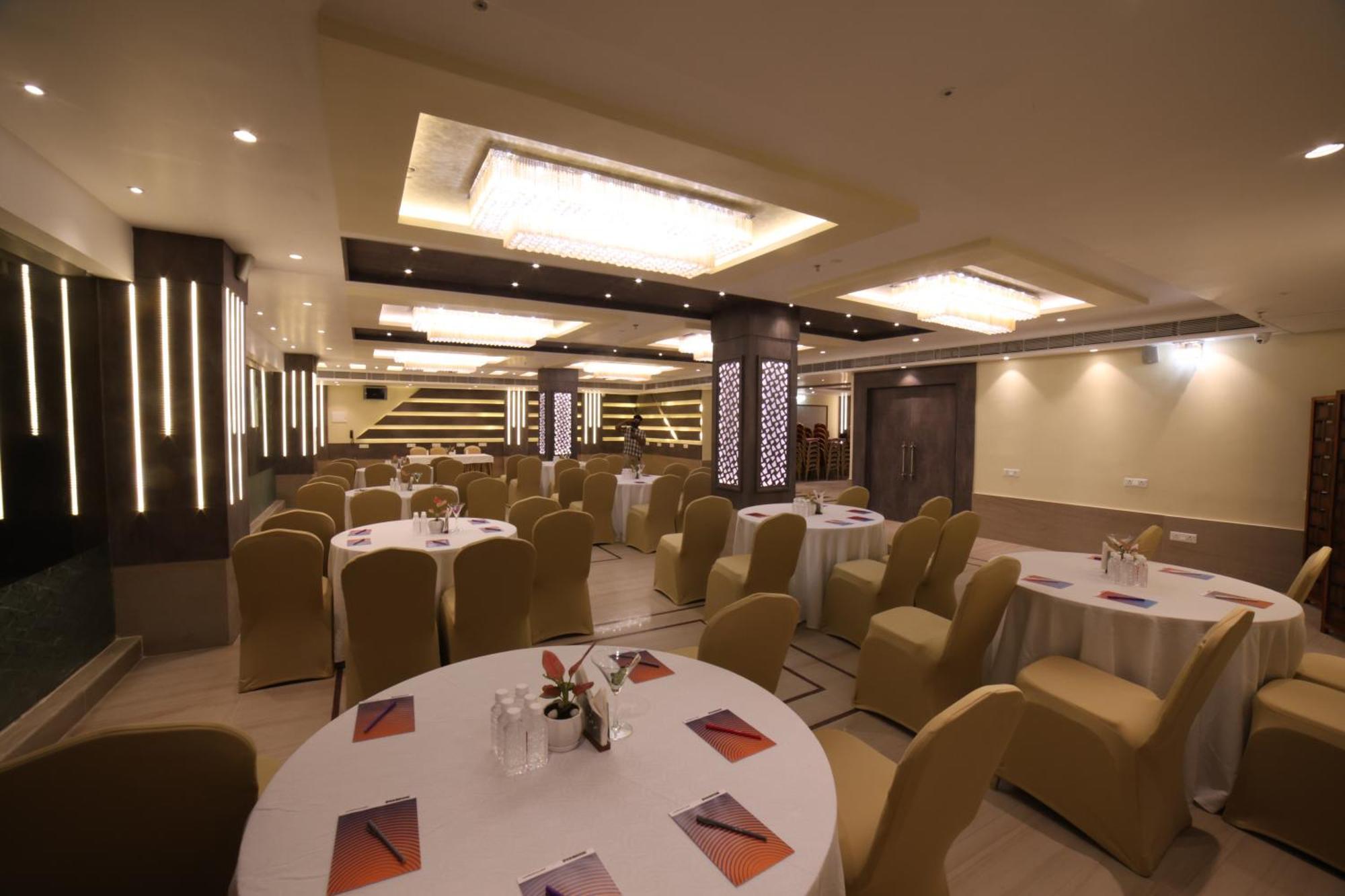 Northin Hotel Kolkata Exterior photo
